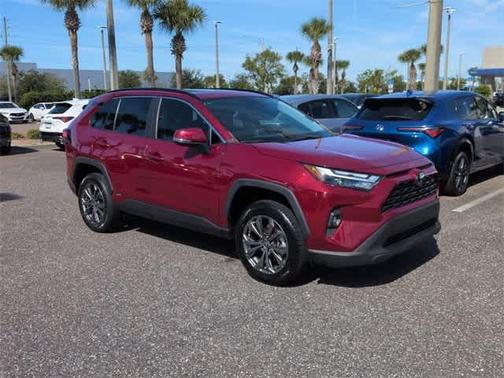 2022 Toyota RAV4 Hybrid XLE Premium
