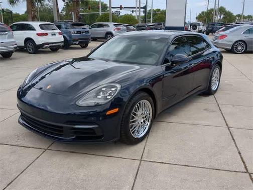 2018 Porsche Panamera Sport Turismo 4