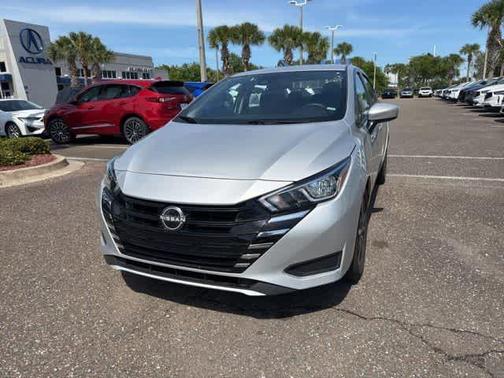 Silver 2024 Nissan Versa 1.6 SV