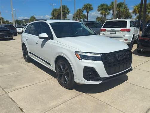 2025 Audi Q7 55 Prestige