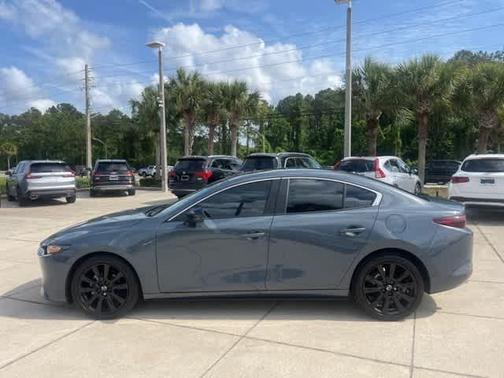 2023 Mazda Mazda3 2.5 S Carbon Edition