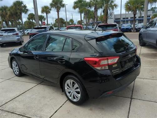 2017 Subaru Impreza 2.0i