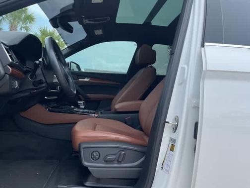 2023 Audi Q5 45 S line Premium Plus