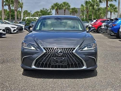 2022 Lexus ES 350 Base