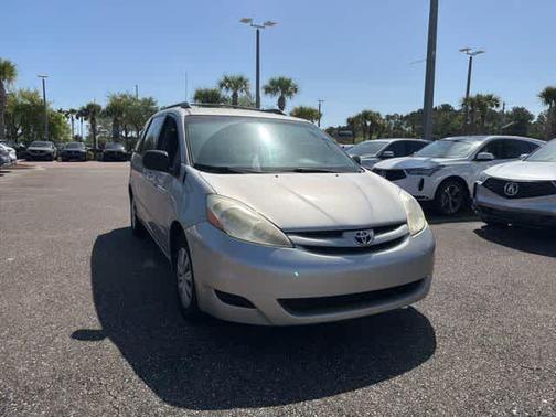 2010 Toyota Sienna 