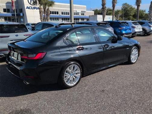 2023 BMW 330e xDrive