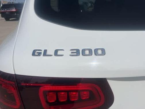2021 Mercedes-Benz GLC 300 Base