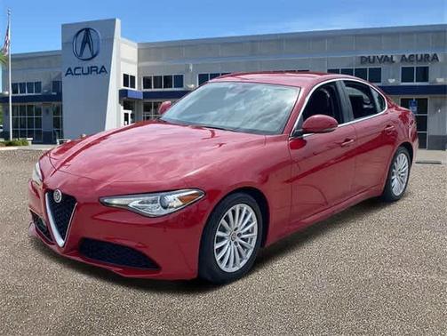 2021 Alfa Romeo Giulia Base
