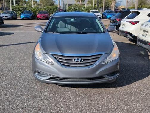 2012 Hyundai SONATA GLS