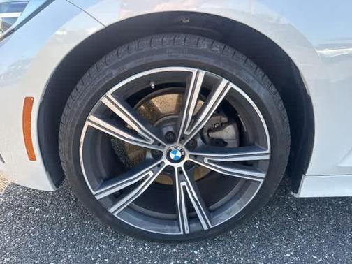 2020 BMW 330 i
