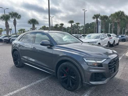 2019 Audi Q8 Premium Plus