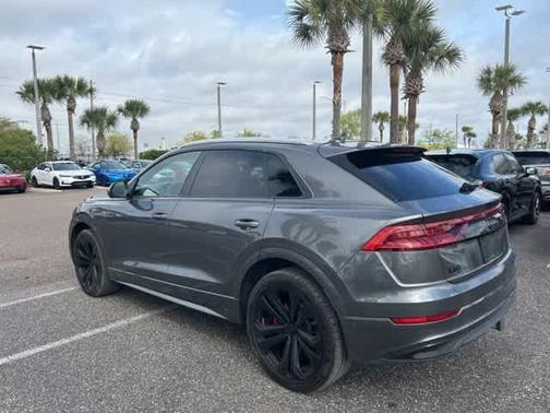 2019 Audi Q8 Premium Plus