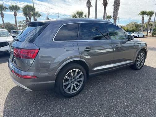 2019 Audi Q7 55 Prestige