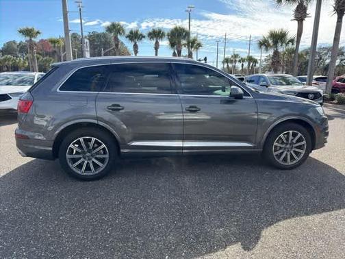 2019 Audi Q7 55 Prestige