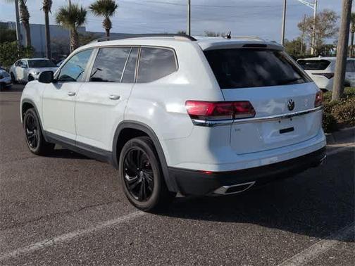 2022 Volkswagen Atlas 2.0T SE w/Technology