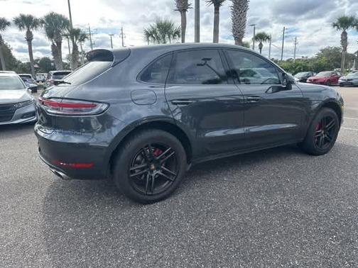 2021 Porsche Macan S