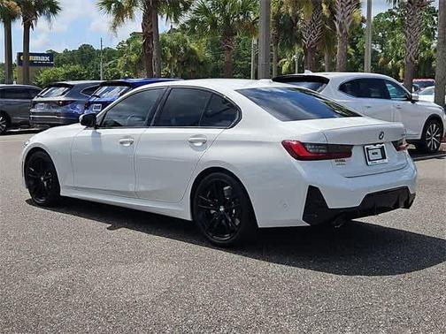 2024 BMW 330 i