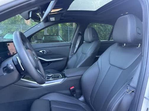 2024 BMW 330 i
