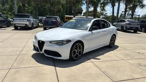 2023 Alfa Romeo Giulia Veloce