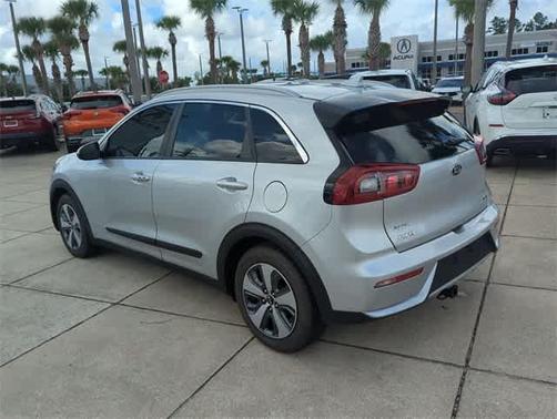 2018 Kia Niro LX