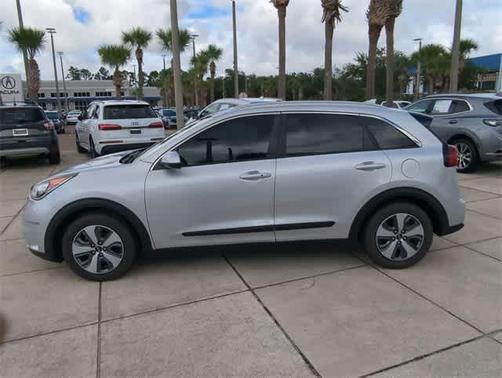 2018 Kia Niro LX