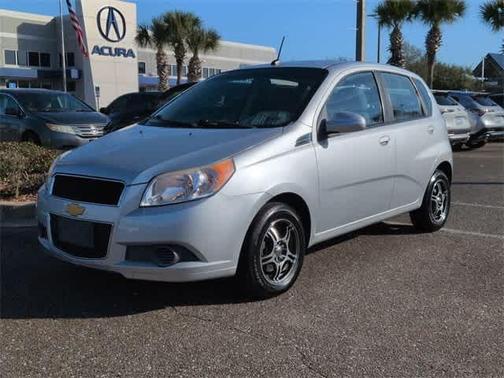 2011 Chevrolet Aveo 5 LT