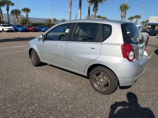 2011 Chevrolet Aveo 5 LT