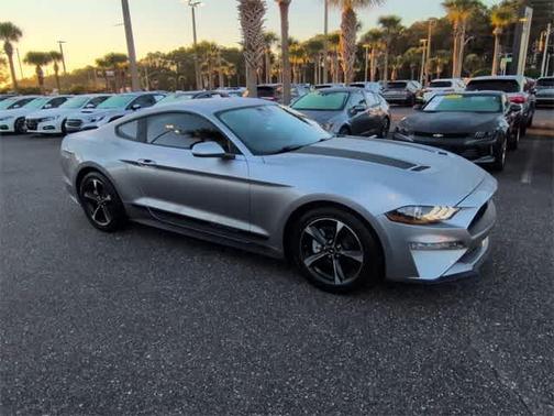 2022 Ford Mustang EcoBoost