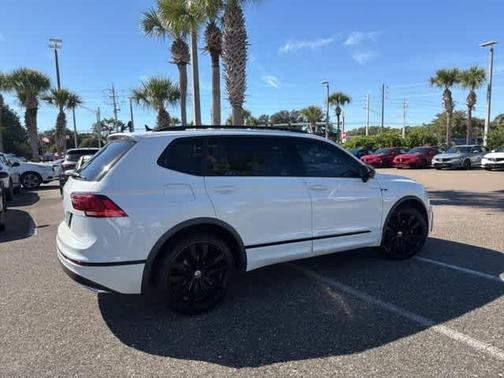 2020 Volkswagen Tiguan 2.0T SE R-Line Black