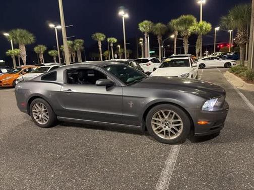 2014 Ford Mustang V6