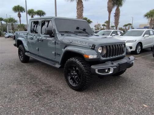 2025 Jeep Gladiator Sport