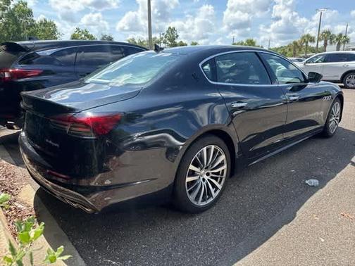 2022 Maserati Quattroporte Modena