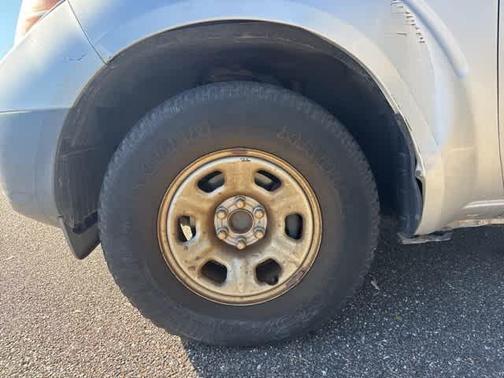 2012 Nissan Frontier S