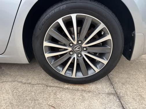 2018 Acura TLX V6 Advance