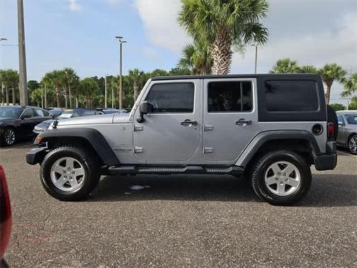 2013 Jeep Wrangler Unlimited Sport