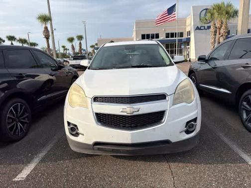 White 2013 Chevrolet Equinox 2LT