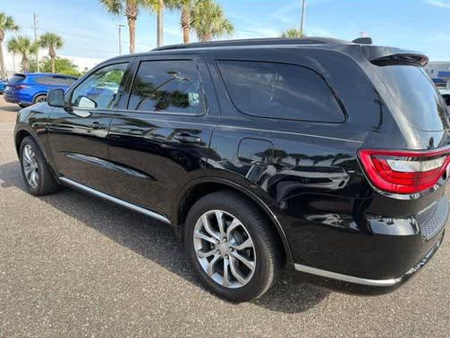 Black 2018 Dodge Durango SXT