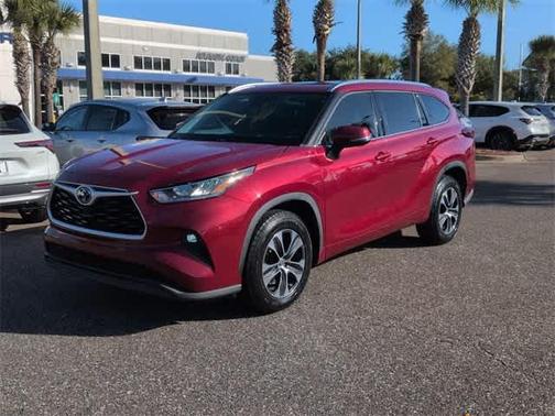 2020 Toyota Highlander XLE