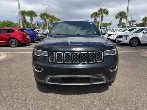 Black 2017 Jeep Grand Cherokee Limited