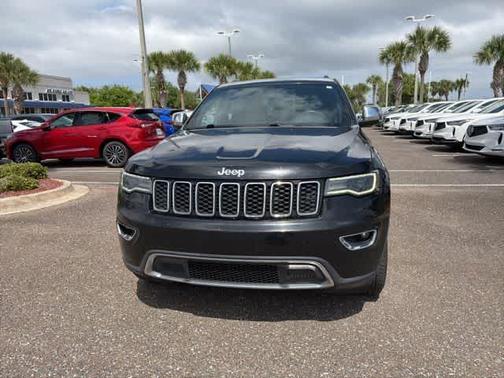 Black 2017 Jeep Grand Cherokee Limited