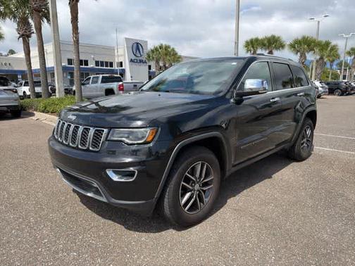 Black 2017 Jeep Grand Cherokee Limited