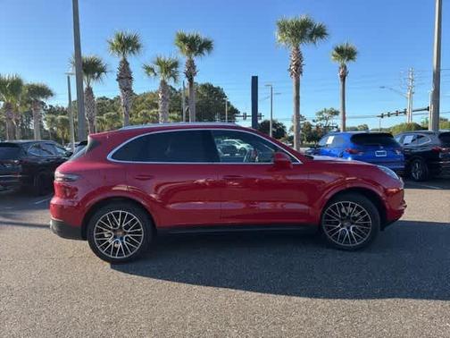 2022 Porsche Cayenne