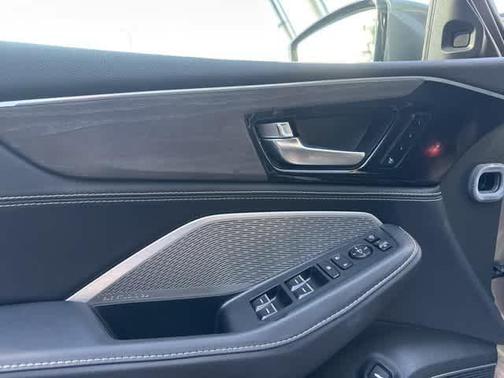 2023 Acura MDX Advance