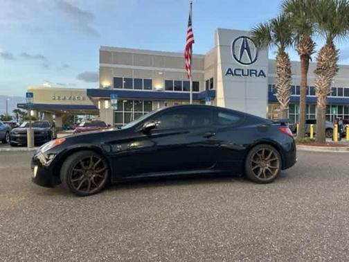 2011 Hyundai Genesis Coupe 3.8 Track