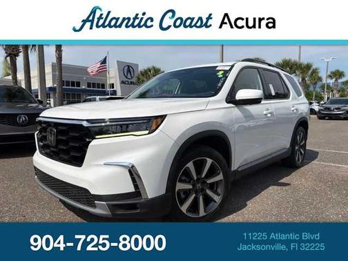 White 2023 Honda Pilot Elite