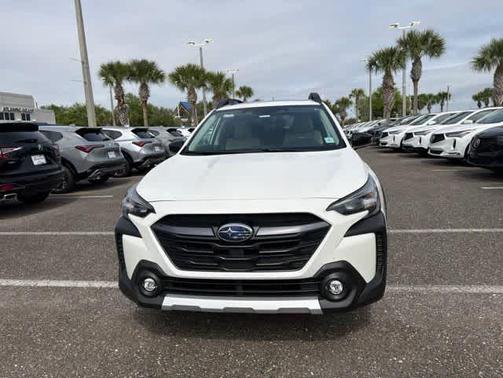 Crystal White Pearl 2024 Subaru Outback Limited