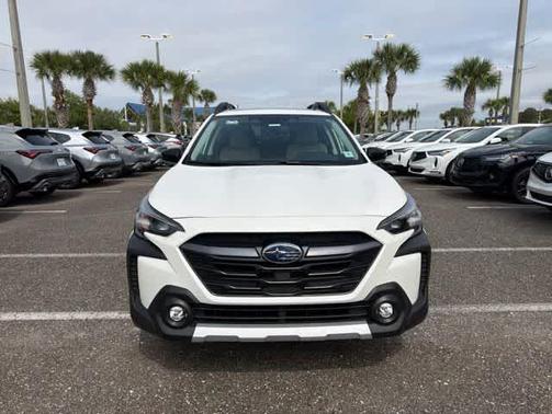Crystal White Pearl 2024 Subaru Outback Limited