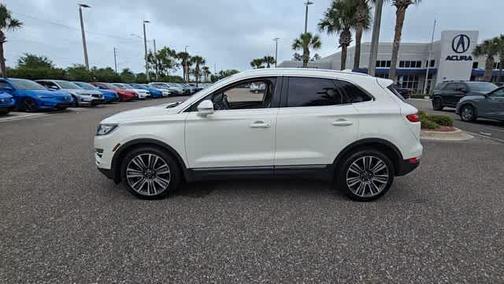 White 2016 Lincoln MKC Black Label