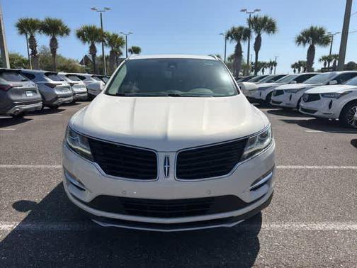 White 2016 Lincoln MKC Black Label