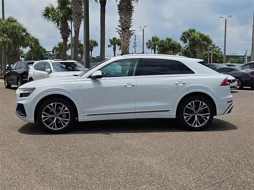 2021 Audi Q8 55 Prestige